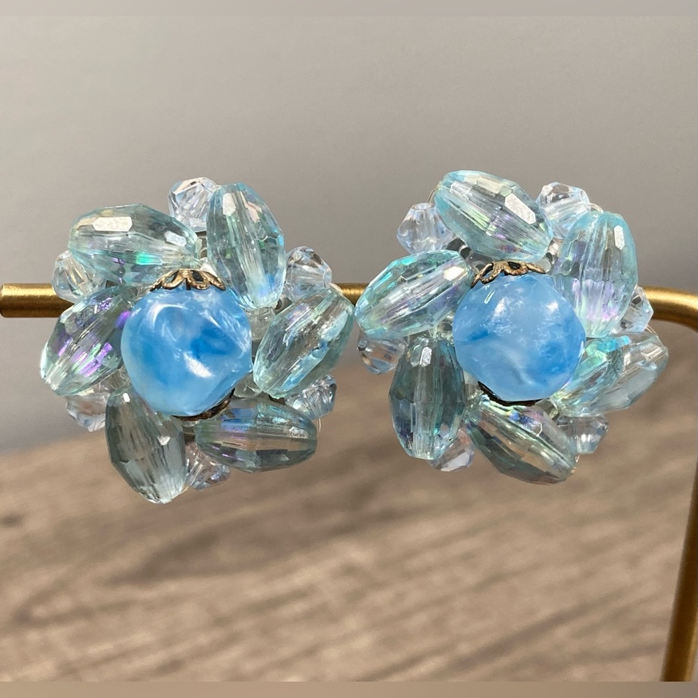 VINTAGE⚜️WEST GERMANY Light Blue Beaded Silver Tone  Cluster Clip On Earrings